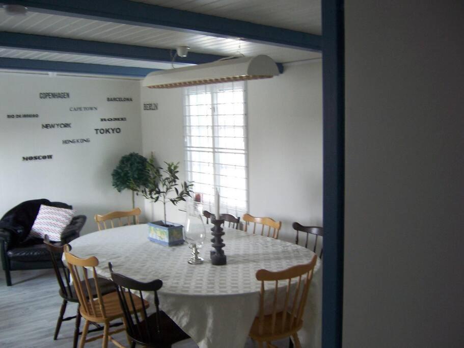 Hus 174 Villa อึสตัด ภายนอก รูปภาพ